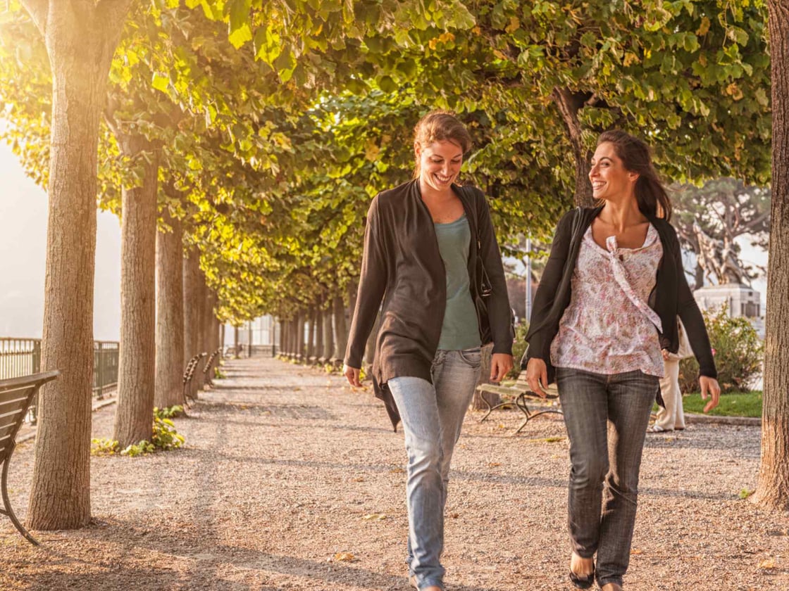 Trees-Tech-and-Togetherness-Natures-Role-in-Easing-Urban-Loneliness